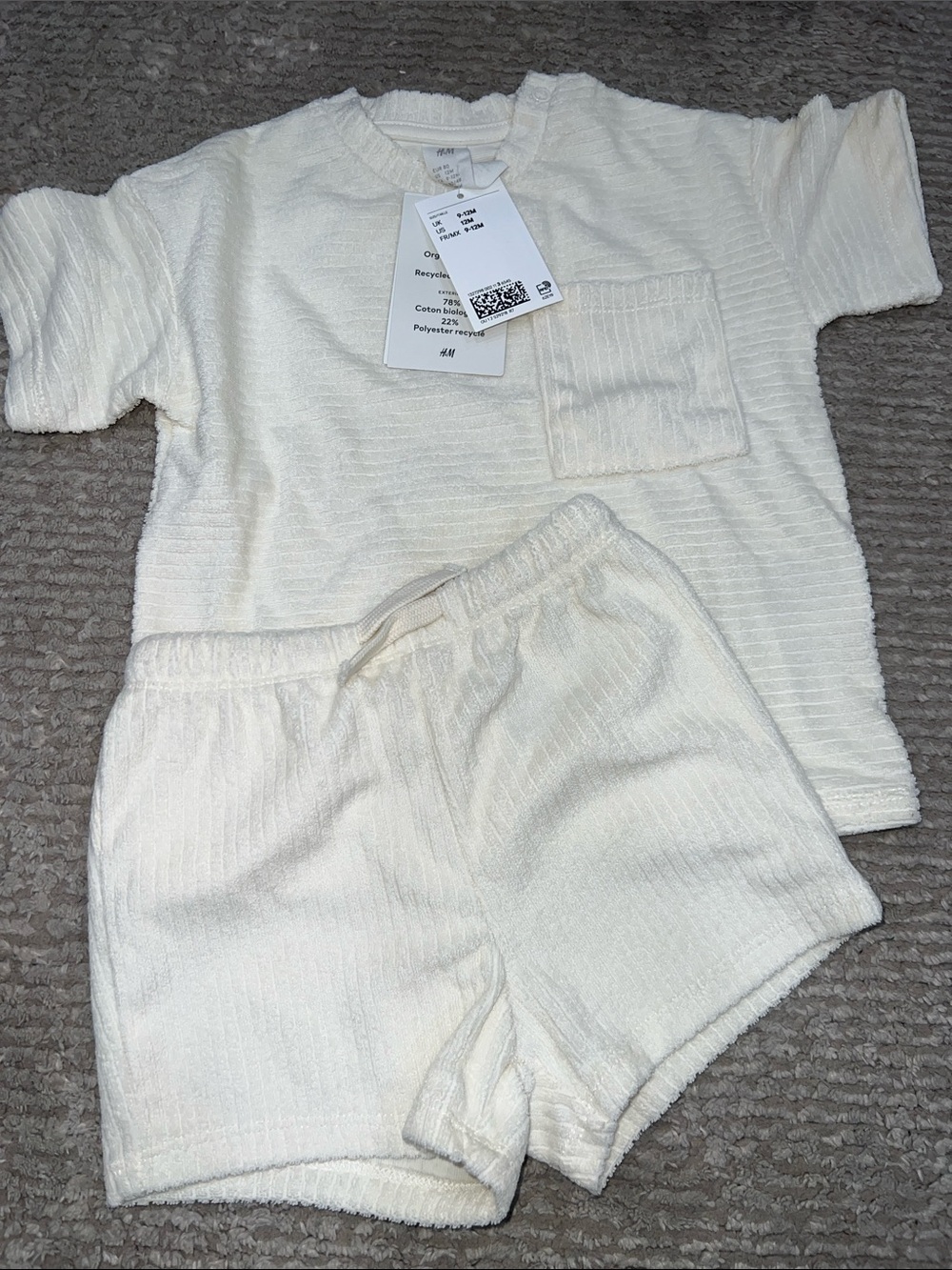 H&M Cream Kids  Set - Short Sleeve Top & Shorts